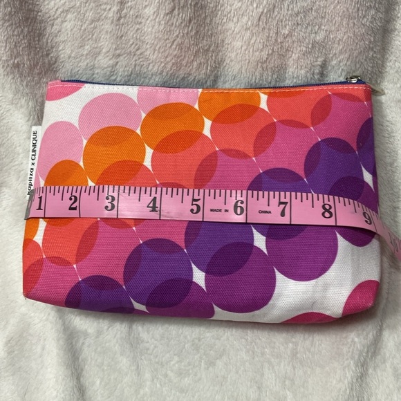Clinique Pink and Orange Cosmetic Bag - Picture 10 of 12
